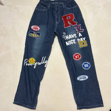 자수 패치 포함 데님 팬츠