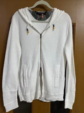 MESSAGERIE 화이트 후드 부착 파일 후드티