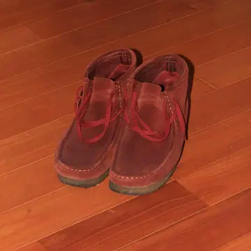 [Clarks] 왈라비 딥 레드 Sde.