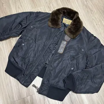 컨디션 최상 레어 AVIREX MA-1 플라이트 자켓 M 블랙 옷깃 보아