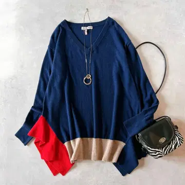 츠모리치사토 울 100% 비대칭 변형 밑단 디자인 니트 배색 M