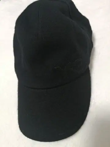 Y-3 캡 울