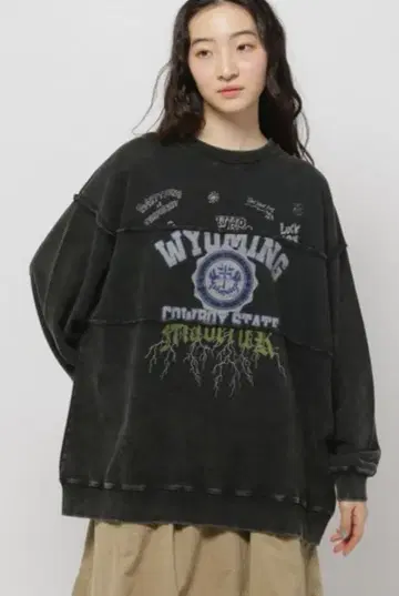 니코앤드 niko and - 파우더 블리치 로고 풀오버