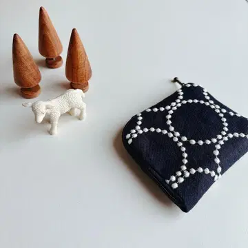 미나 페르호넨 라운드 지퍼 미니 지갑 핸드메이드