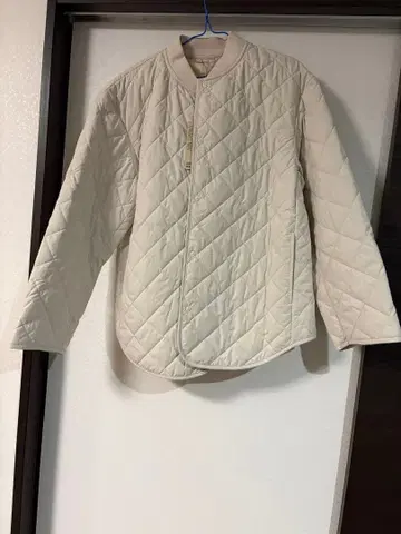 아이보리 퀼팅 자켓 XL