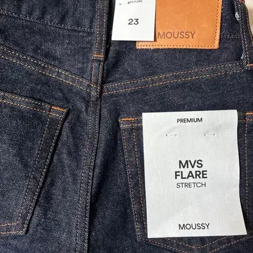 [ 새상품 택 포함 ] MOUSSY MVS FLARE 23인치