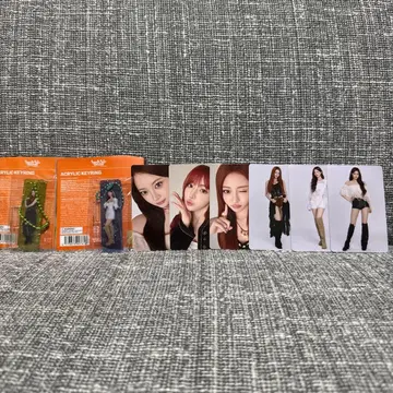 르세라핌 ACRYLIC KEYRING 윤진, 카즈하