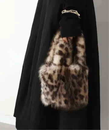 HELEN MOORE Small Pill Box Bag