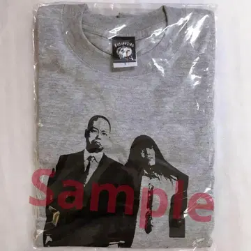 미개봉 새상품 금속 배트 롱 슬리브 티셔츠 그레이 S 사이즈