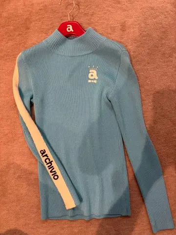 arcmiwo 스카이블루 하이넥 긴팔 스웨터