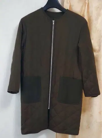 Mila Owen 노카라 퀼팅 코트