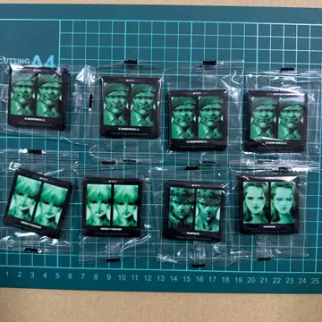 메탈기어 솔리드 무선 통신 캔뱃지 8개 묶음 판매