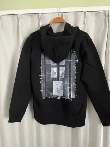 블랙 집업 후드티 빵을 좋아하는 사람을 위한 후드티 (L 사이즈)