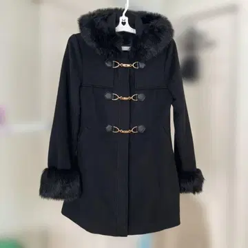 립 서비스 블랙 퍼 후드 더플 코트