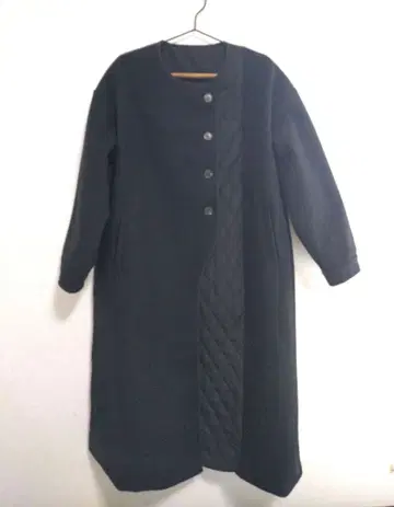 아지메 퀼팅 배색 코트 블랙 사이즈 M-L