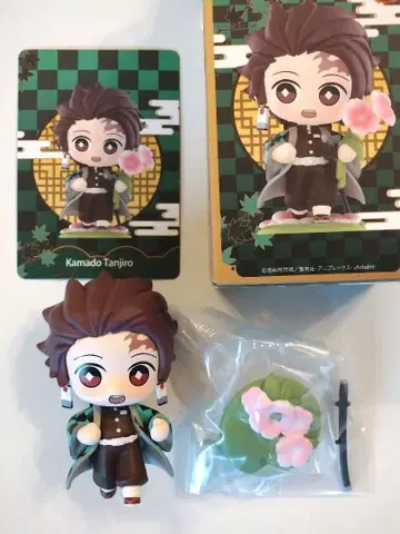 팝마트 귀멸의 칼날 생일꽃 카마도 탄지로 피규어