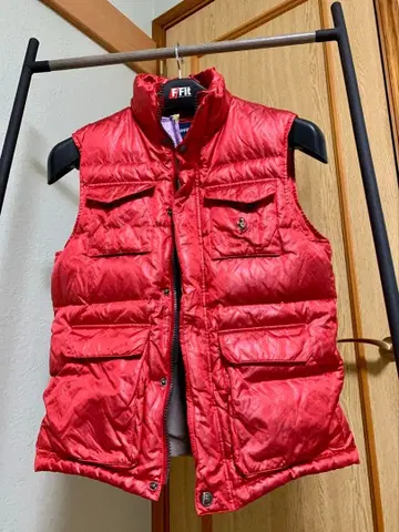 페라리 다운 베스트 정품 클리닝 완료