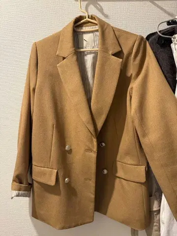 N natural beauty basic 베이지 더블 자켓