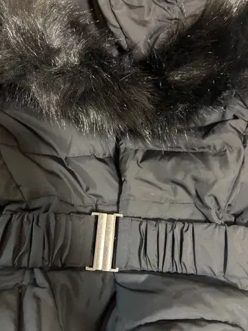 리젝시 후드 부착 다운 코트