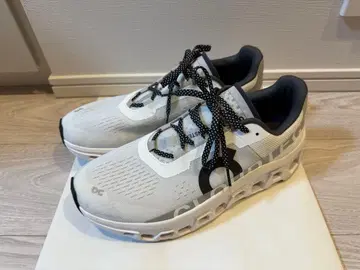 [ On ] Cloudmonster 화이트 28cm