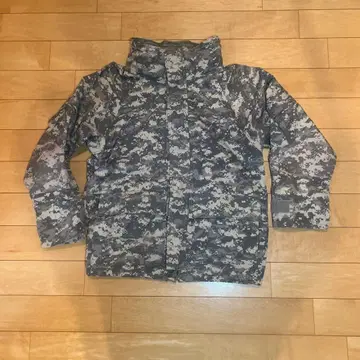 디지털 카모플라주 자켓