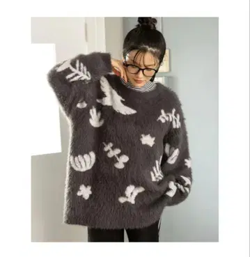 [ niko and - ] 아트 패턴 샤기 니트