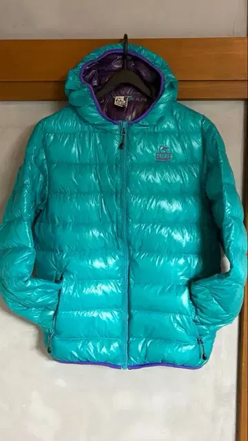 참스 터콰이즈 후드 부착 다운 자켓 새상품급 경량