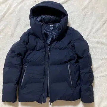 새상품급 유니클로 심리스 다운 파카 발수 방풍 네이비 S