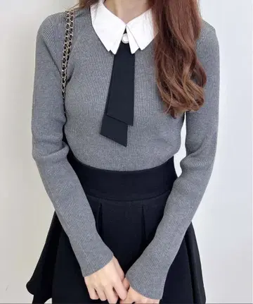 INGNI 카라 부착 보타이 니트