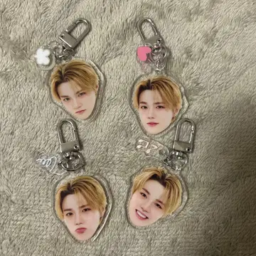 TREASURE 도영 얼굴 아크릴 키링 희로애락