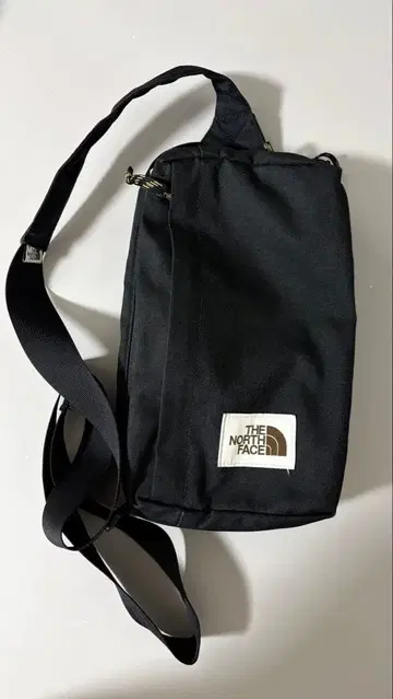 THE NORTH FACE 블랙 바디백