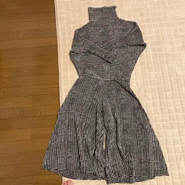 SPECCI 터틀넥 체크 무늬 팬츠 셋업 프리 사이즈