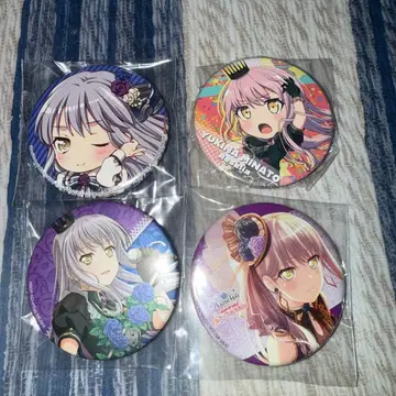 미나토 유키나 캔뱃지 4개 세트