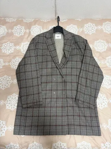 이아파피요네 체크 자켓