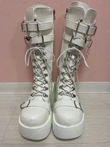 SHEIN 통굽 롱 부츠 화이트