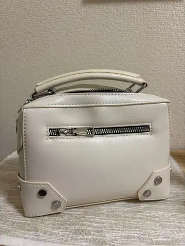 화이트 여성용 숄더백