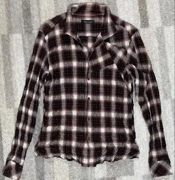 토네이도 마트 LL 사이즈 주름 가공 체크 무늬 긴팔 셔츠