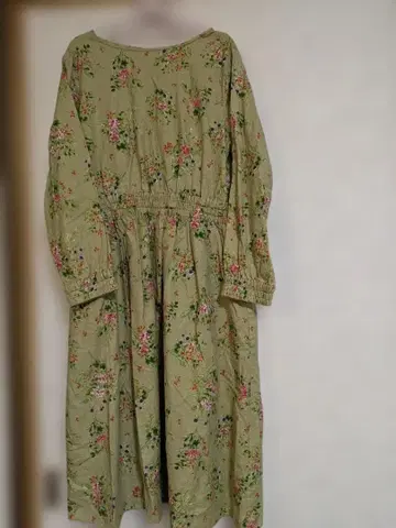 사만사 모스모스 면 기모 꽃무늬 원피스