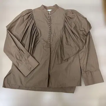 프릴 달린 브라운 셔츠 긴팔 BEAMS