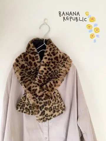바나나리퍼블릭 머플러 목도리 레오파드 무늬 세탁 가능 깔끔한