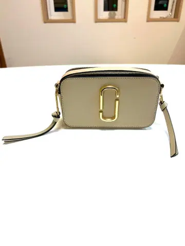 마크 제이콥스 베이지 합성 피혁 백