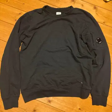 C.P. COMPANY 블랙 맨투맨