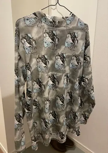 WATARU TOMINAGA 와타루토미나가 롱T SS25