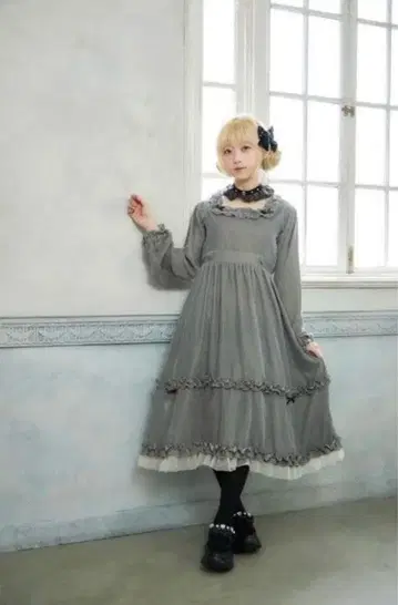 [택 포함 새상품] 호시나 사쿠라코 2WAY 벨로아 원피스 그레이 M