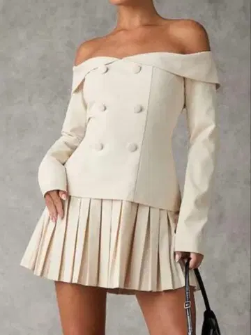 [미사용 새상품] 오프숄더 플리츠 도킹 원피스 아이보리