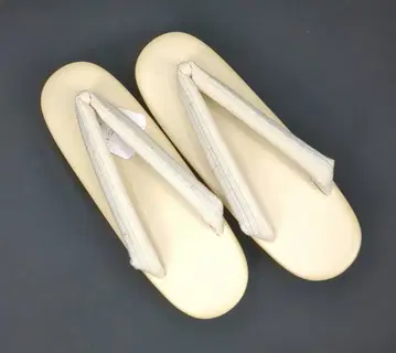 새상품 조리 L 사이즈 EVA 조리 여성용 캐주얼 크림색 계열 바닥