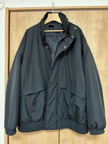 New Balance 블랙 자켓 XL