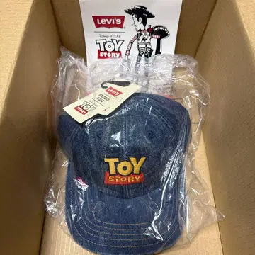 미사용 새상품 LEVI'S x TOY STORY 캡