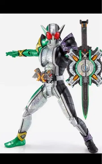 S.H.Figuarts 가면라이더 W 사이클론 조커 익스트림