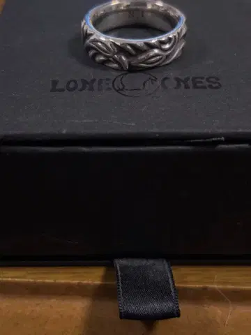 하자품 Lone Ones 러브바이트 반지